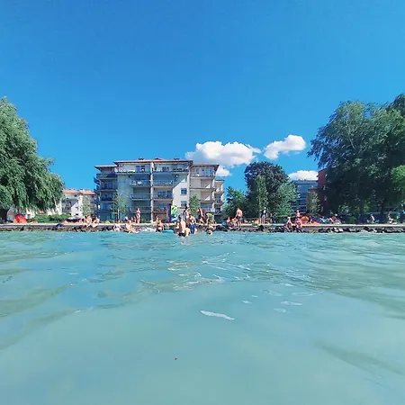 Balaton Beachside N1 *