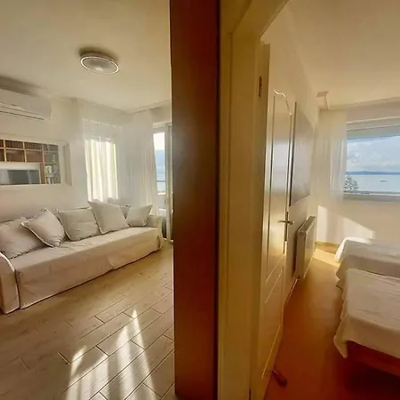 Balaton Beachside N1 公寓