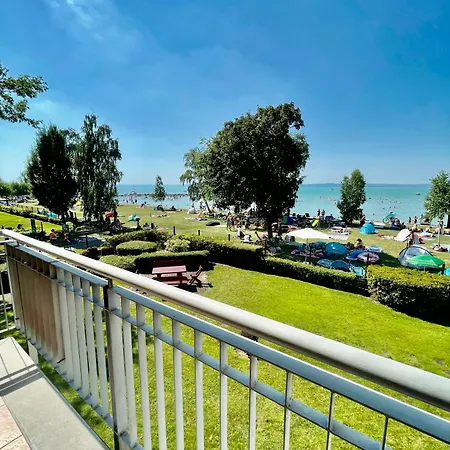 Balaton Beachside N1 *