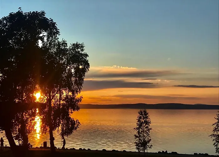 Balaton Beachside N1 דירה