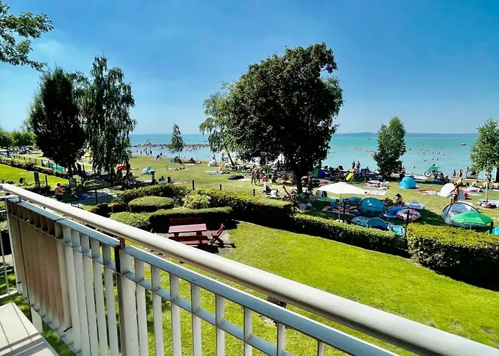 Balaton Beachside N1 *