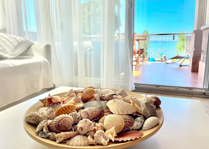 Balaton Beachside N1 שיופוק